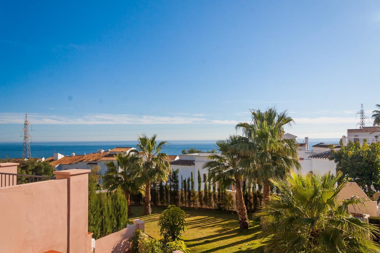 Villa Cipreses House Nerja Extérieur photo