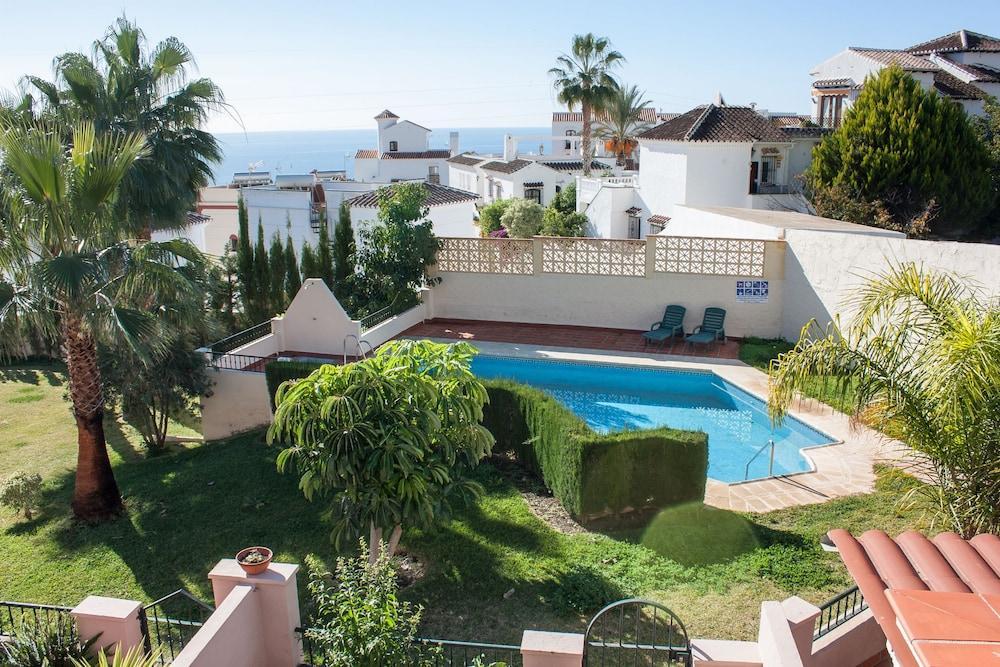 Villa Cipreses House Nerja Extérieur photo